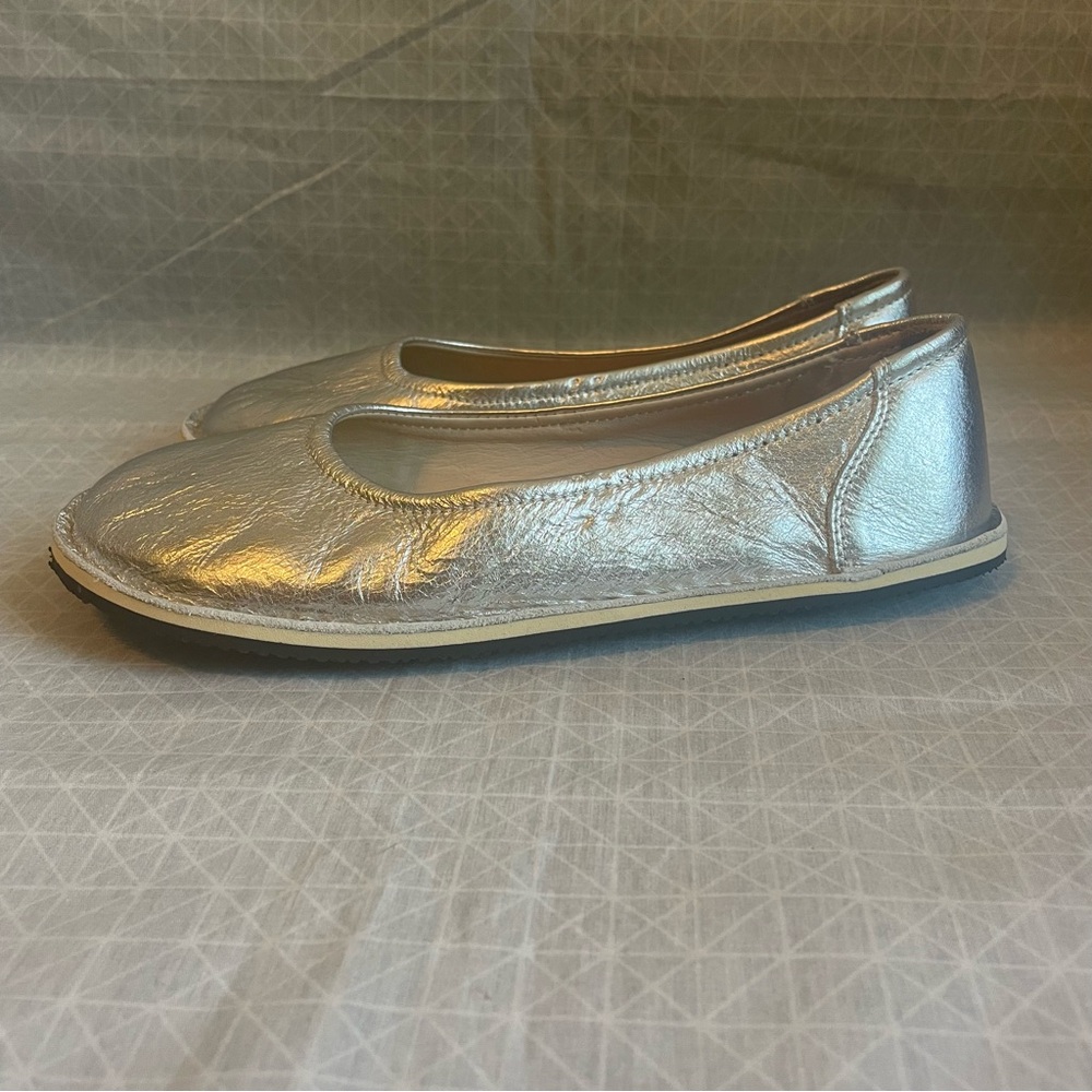 Ruby Barefoot Ballet Flats in Metallic Silver Leather 36 - Picture 3 of 7
